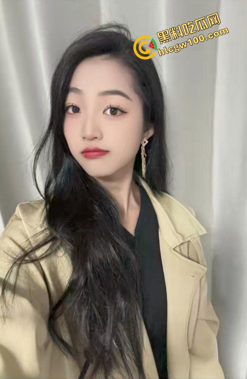 海南海口反差御姐母狗公交车【吴芸】道具抽打轮操骚穴 多人淫乱3P多体位操逼内射灌满淫穴！原创独家流出！-2