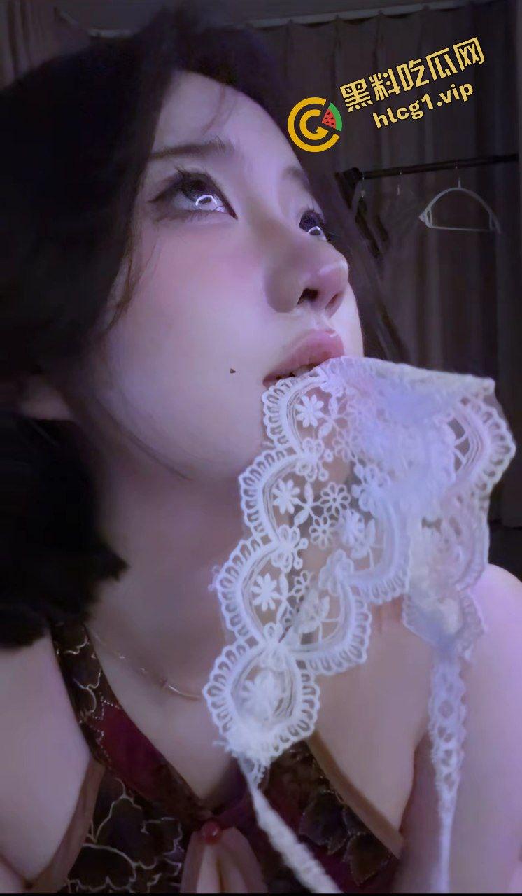 抖音超级大雷女网红『一杯辣条』与宠物狗激情！裸露会员门槛私拍流出！-6