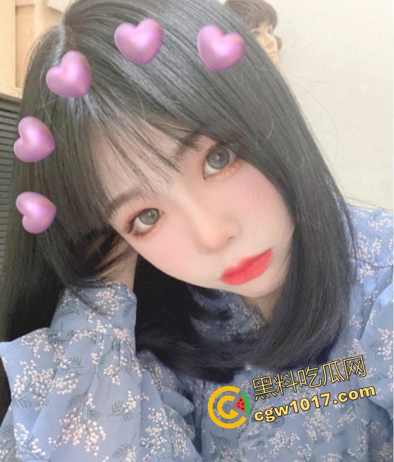 喜欢颜射的骚逼护理学妹【刘峎丽】口交深喉颜射极致榨精,狂骑炮友宛如自动打炮机器,简直骚到骨子里!-3