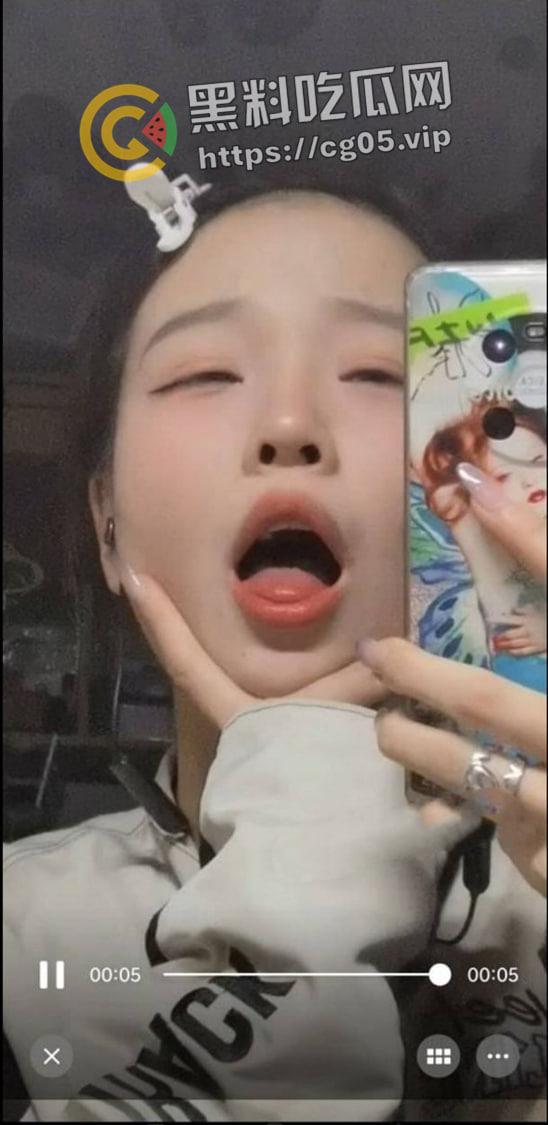 重庆工商大学经济学院【张琪】校内当海王 校外当小三 一天和三个不懂得男人做爱 女版时间管理大师-3