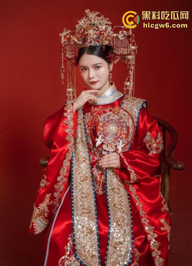 深圳人妻【孙萍萍】婚内出轨,白天被草到腿软精液未擦直接回家,嘴上还嫌老公不行,孩子像谁都成问题!-9