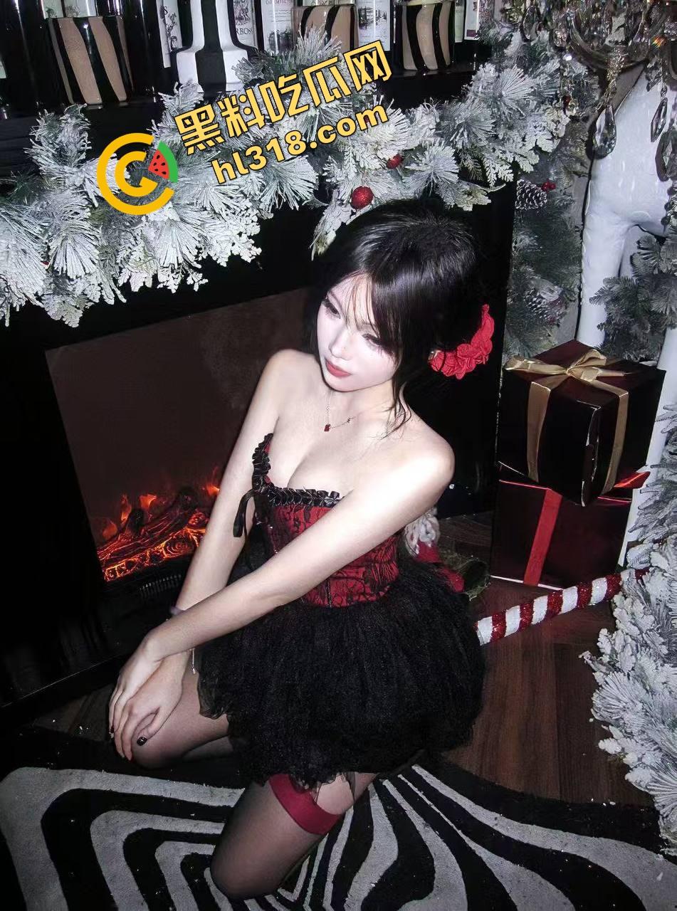 山东日照少妇『田丽君』淡定接电话，边聊孩子教育边被操，下面被猛插照样不露声色，阅鸡无数就是稳！-3