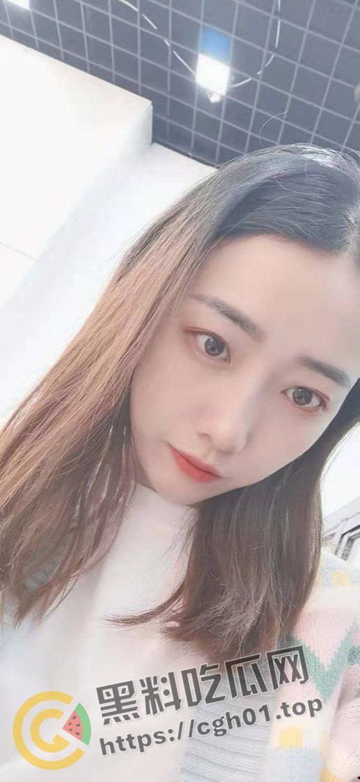 浙江嘉兴少妇【冯敏然】离婚后背着现任又去找前夫 最喜欢做口活 骚到没边-1