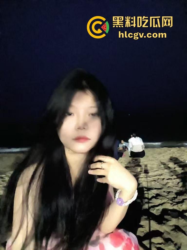 无锡职业技术学校21岁小母狗【李宛如】云盘视频泄露！黑色蕾丝情趣内衣勾魂，口交后入，最后颜射直击第一视觉！-4