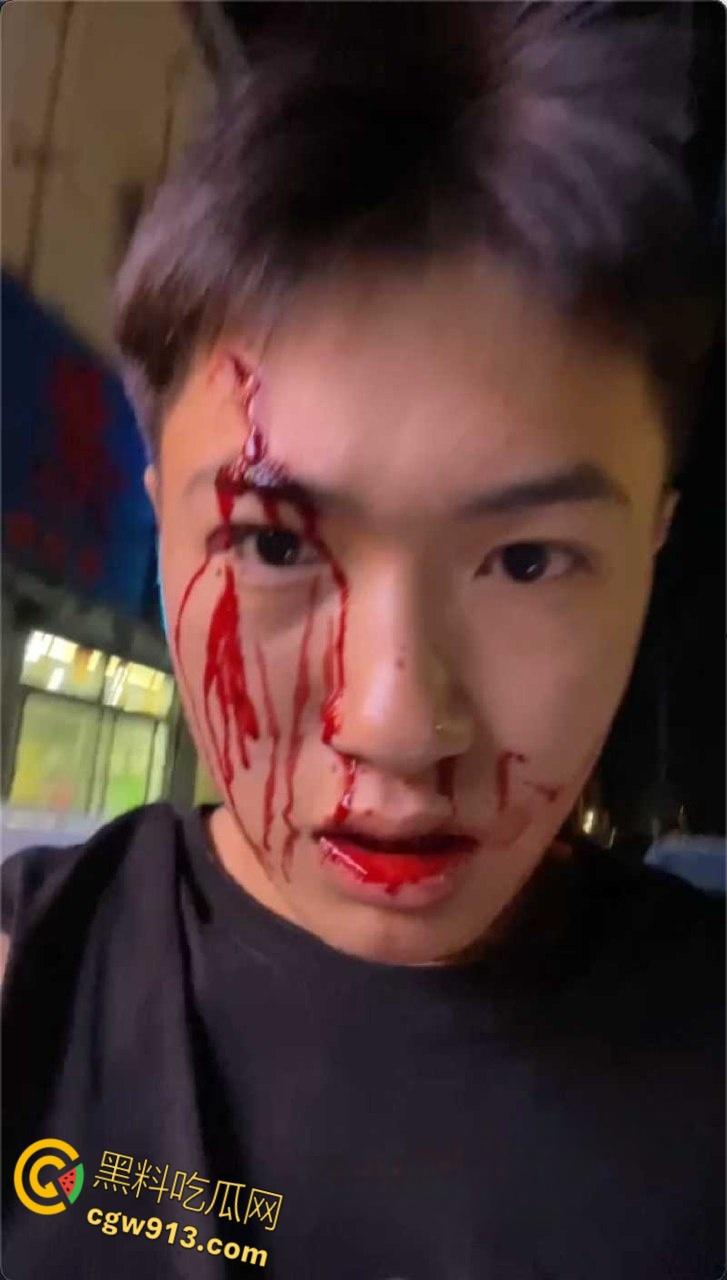 山东聊城市精神小伙3V3，且提前说好不报警，必须死磕到底，只因算命先生说我是土命 ！-7