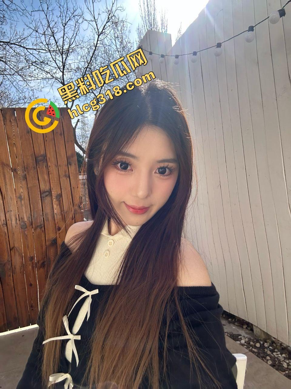 酒吧男厕野战偷拍流出，音乐声都盖不住骚货浪叫，男的一边拍一边干，门外敲门她越叫越浪！-5