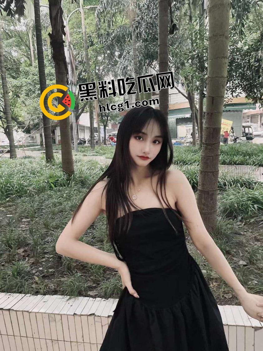 上海交通大学下海女大学生 淫纹身上纹 臭母狗本人 出租屋接待被拍视频流出-6