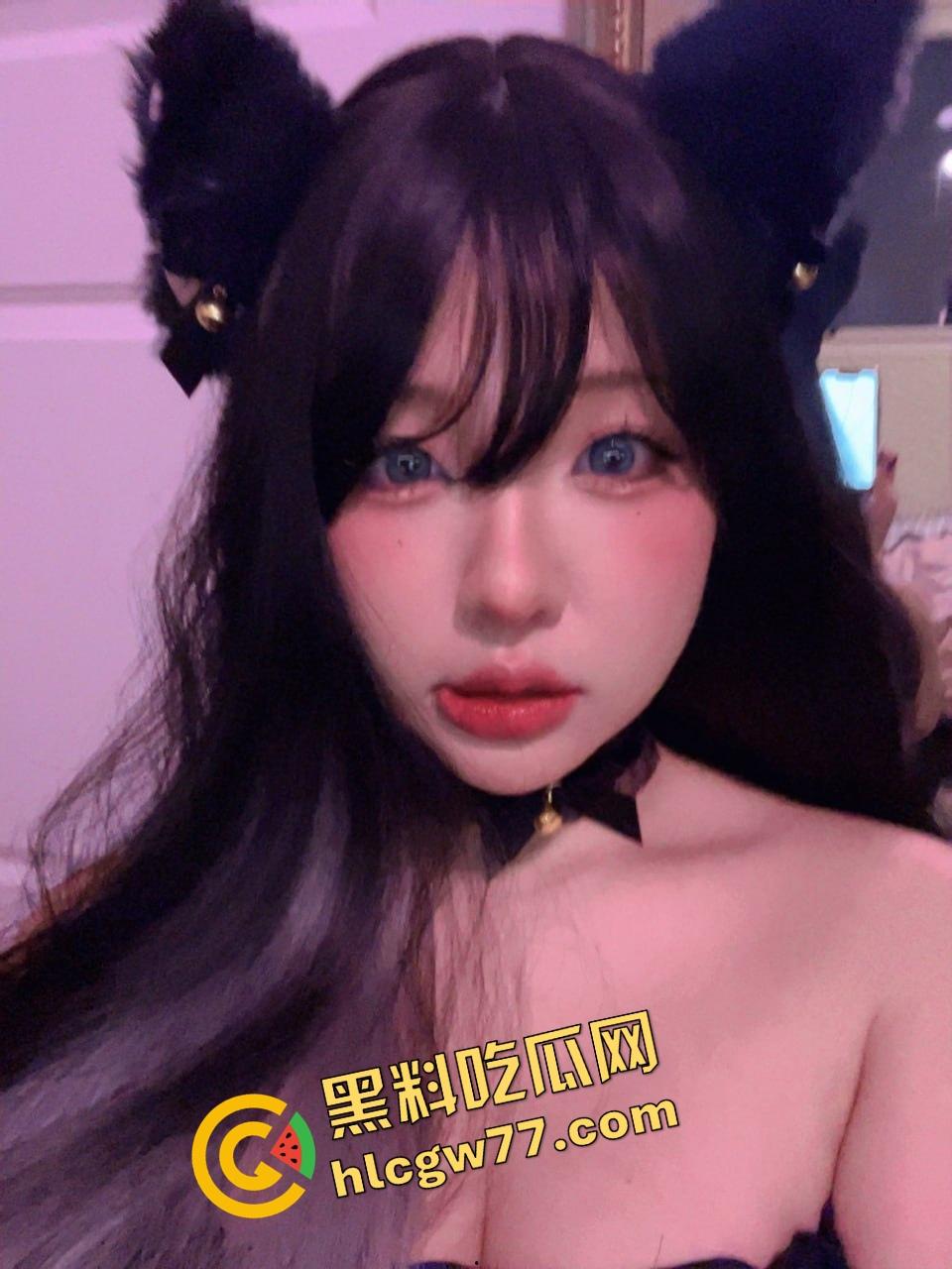 南京高颜值Coser私拍口交福利曝光,身材骚技术稳口活一绝,怪不得富哥们抢着玩都爱玩!-1