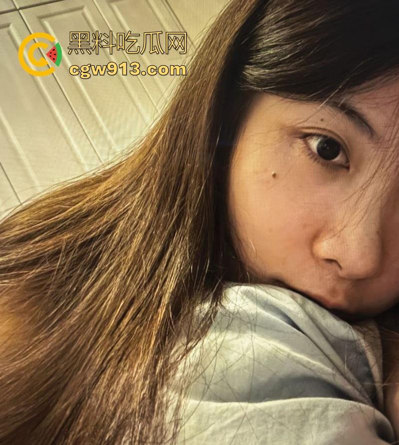 杭州师范学院【董雯琴】约炮成瘾私密视频流出，反差学姐露脸深喉吃鸡，火辣翘臀惨遭炮友猛攻！-3