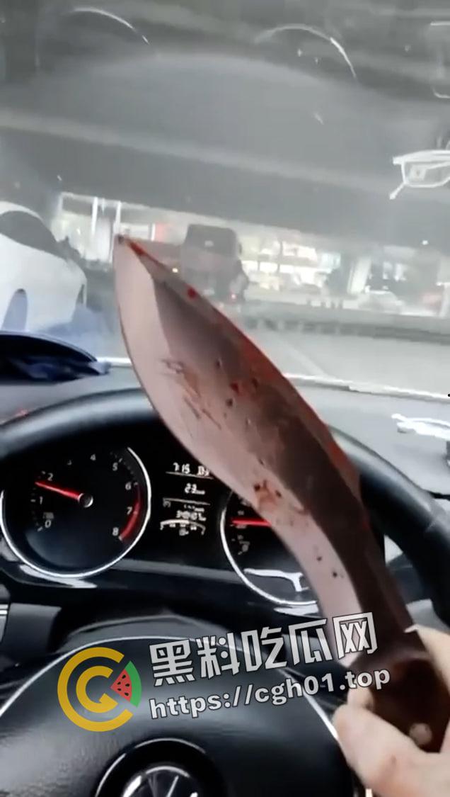 从南砍到北！福建泉州男子因为感情问题上头连砍两个幼儿园杀三人 杀完后朋友圈发最后道别 现场视频流出-10