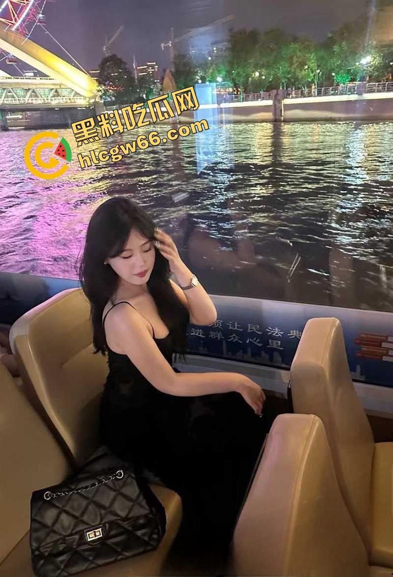 丽水骚货【俞佳林】白虎嫩逼内射疯传，口交舔到腿发软，粉嫩小穴夹鸡巴夹到爆浆！-14