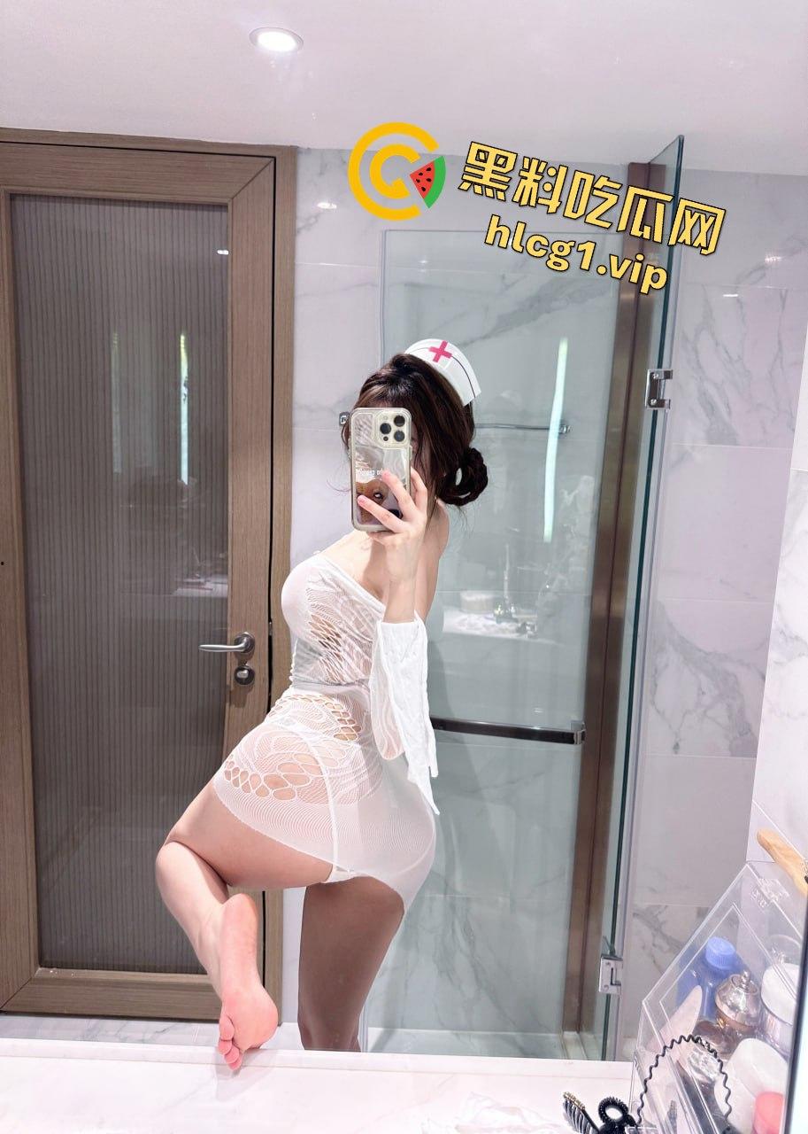 抖音网红奔跑的晶螺儿给榜一大哥送私密福利，云盘不慎泄露引发人设崩塌，榜二粉丝哭晕！-9