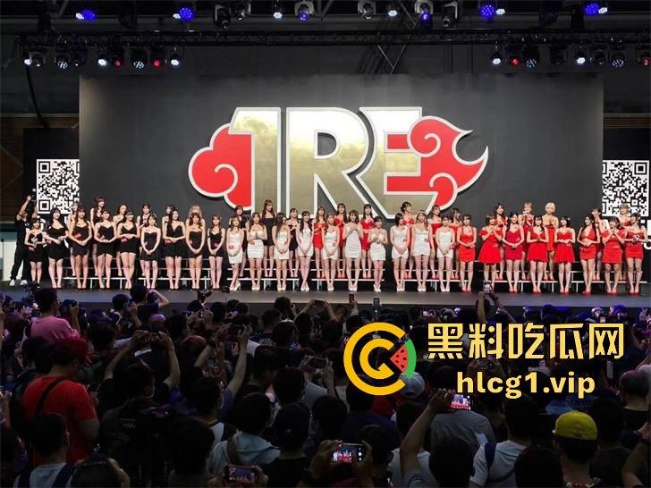 独家直击!带粉丝云打卡台湾成人展,三上悠亚比屏幕更美更性感,完爆国内漫展,台妹赞到爆!-11