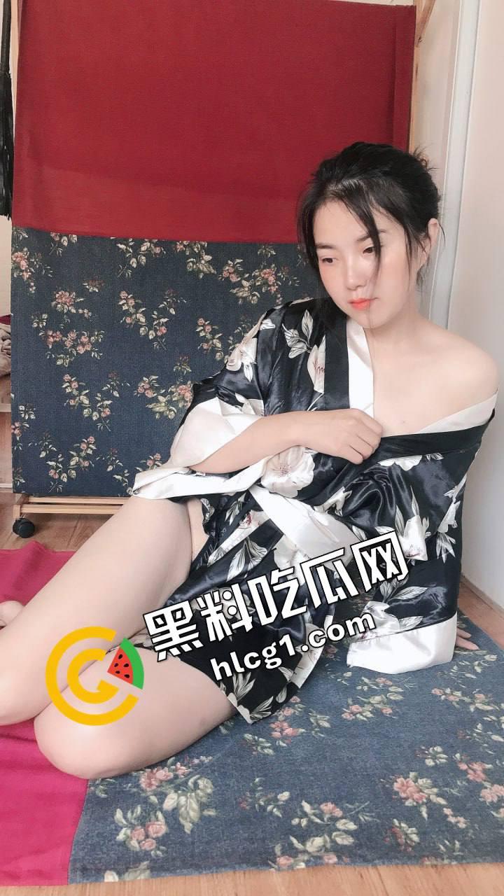 素颜清影独倚，颇有姿色大胆露脸！真实记录我与我的母狗老婆生活，尺度惊人！-3