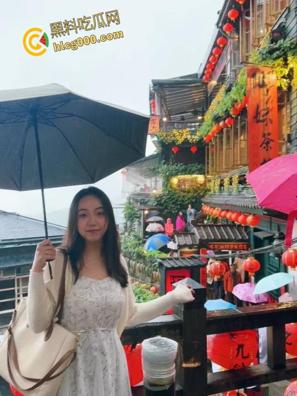 河北保定物理老师【宋津莉】，校内教书育人，校外吃屌母狗，私下戴眼罩调教SM，老师都这么会玩吗 !-5