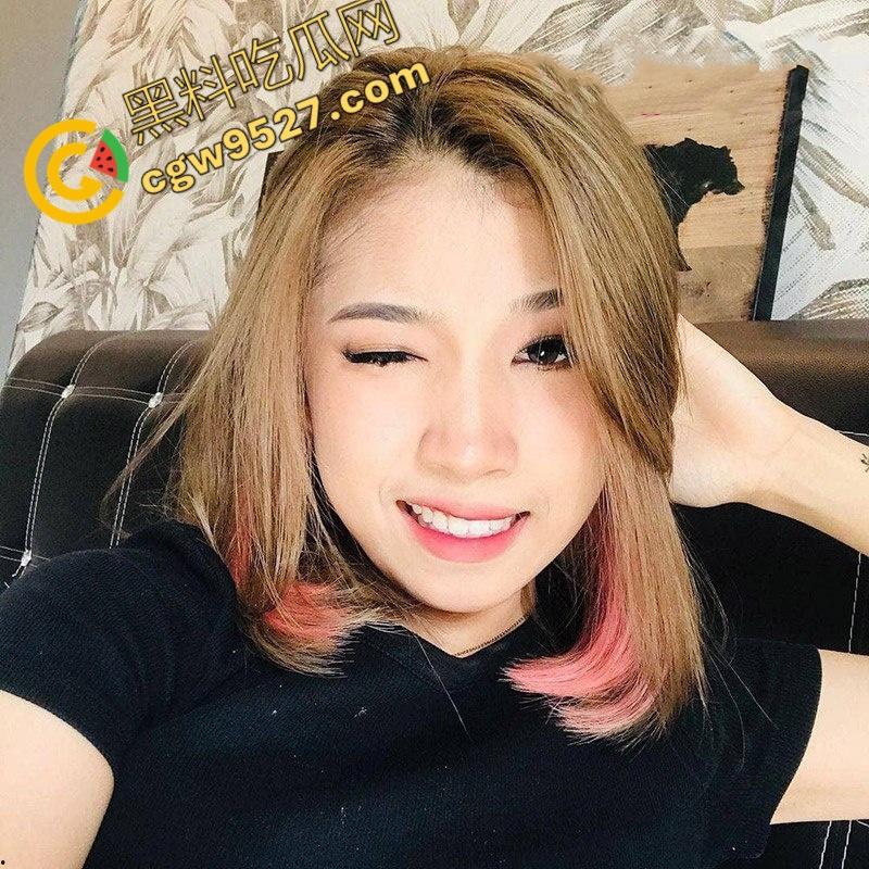 广东新婚娇妻刘阳阳酒店大战前男友！主动骑乘大屌，美臀肉浪滚滚，画面香艳至极！-2