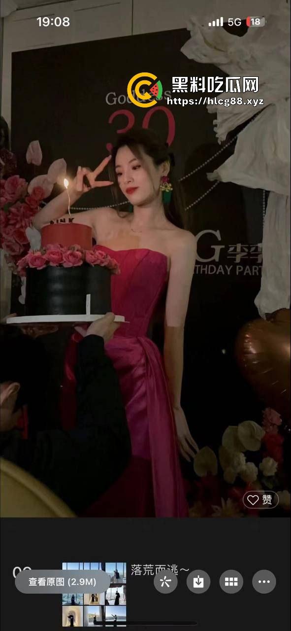 苍南县马镇宝妈怒捉老公操音乐老师小三，小三家脱光干逼被抓爆打，原配美得勾魂还输给贱货！-13