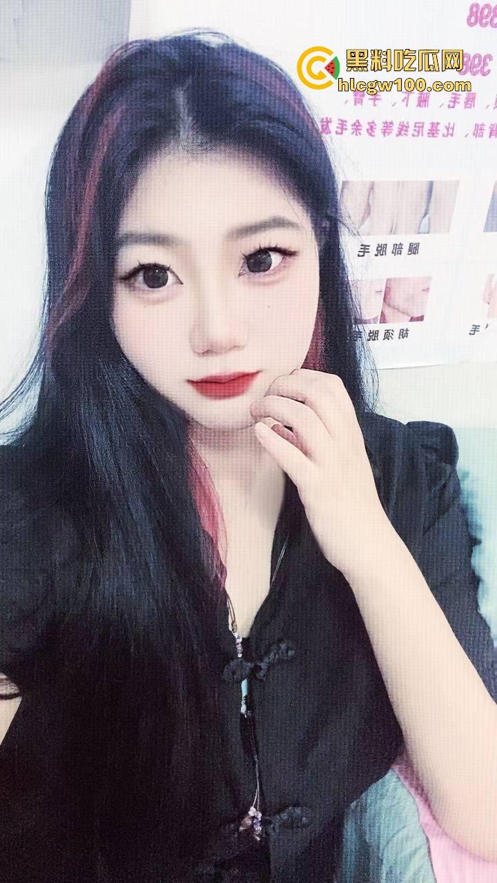 真空大奶技师全程伺候，成都小甜甜按摩蒙眼服务，按得你满身爽感一身轻松，但看不到奶子实在可惜！-2