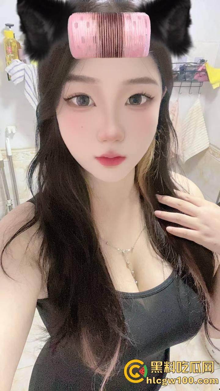 真空大奶技师全程伺候，成都小甜甜按摩蒙眼服务，按得你满身爽感一身轻松，但看不到奶子实在可惜！-3