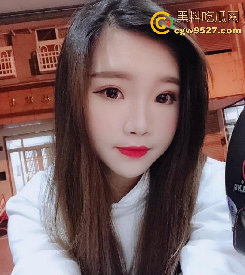 湖南师范大学【林晓莹】清纯D奶美女被男友无套爆操，主动撅臀后入，粉嫩馒头逼被操到红肿，私密视频曝光！-3