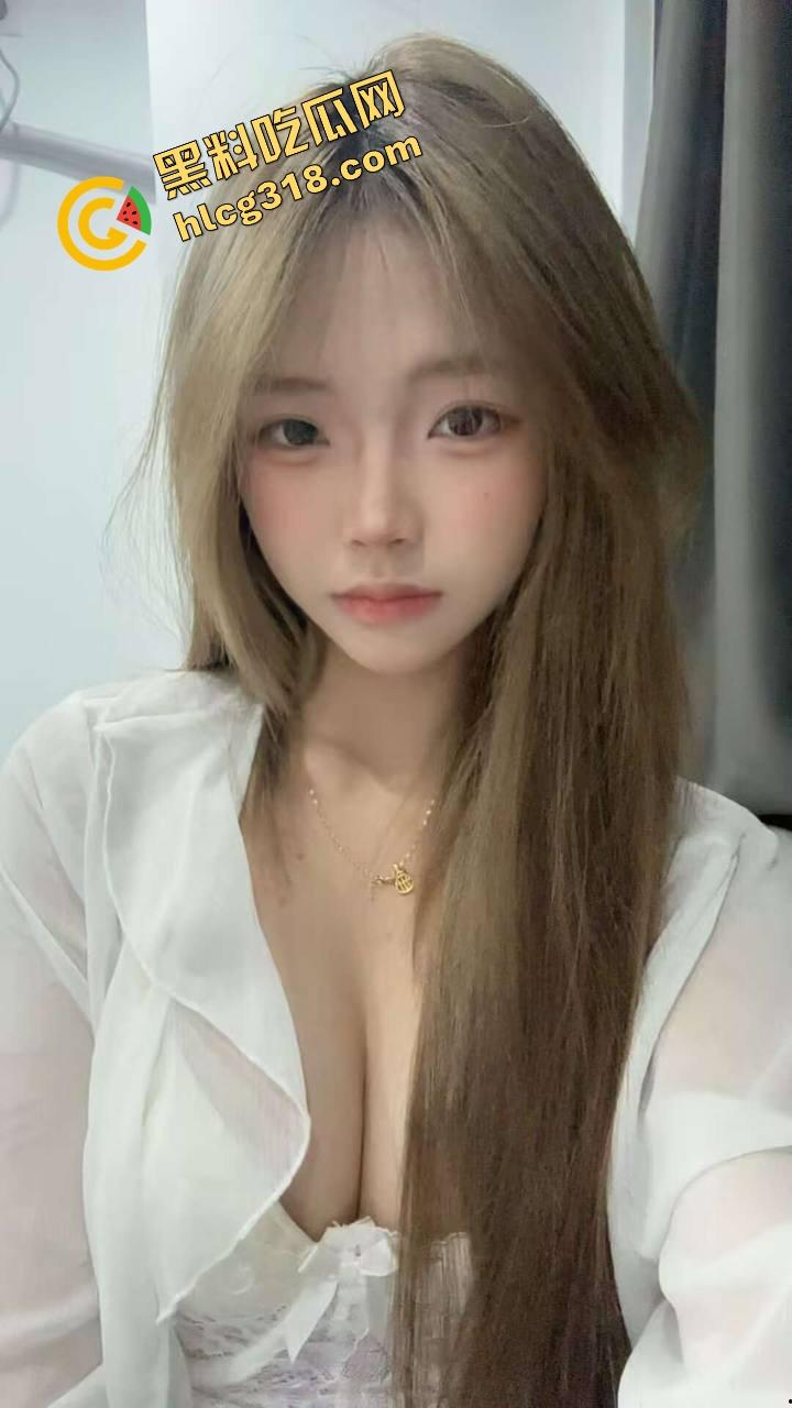 郑州富士康工厂半夜实战，主管带女友铺被子工厂现场开操，厂区操逼玩的就是带劲真实！-1