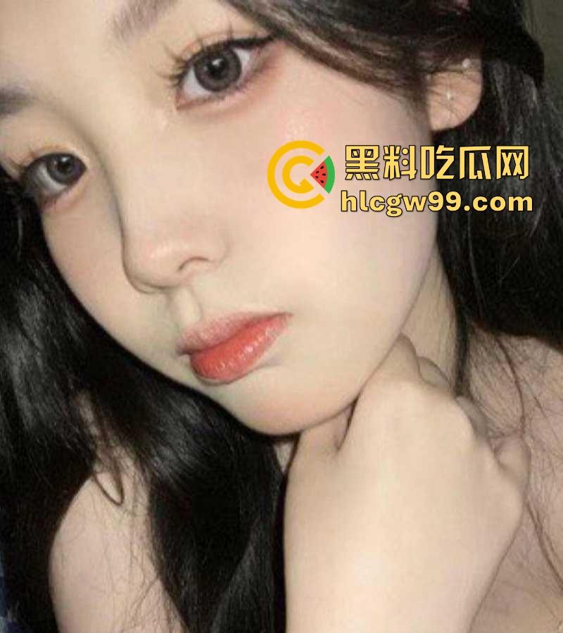 绿奴的自我救赎？绿帽大学生生日大礼亲手把女友送进别人的房间 在隔壁听她喊疼 ，绿毛龟的命运已无法更改！-2