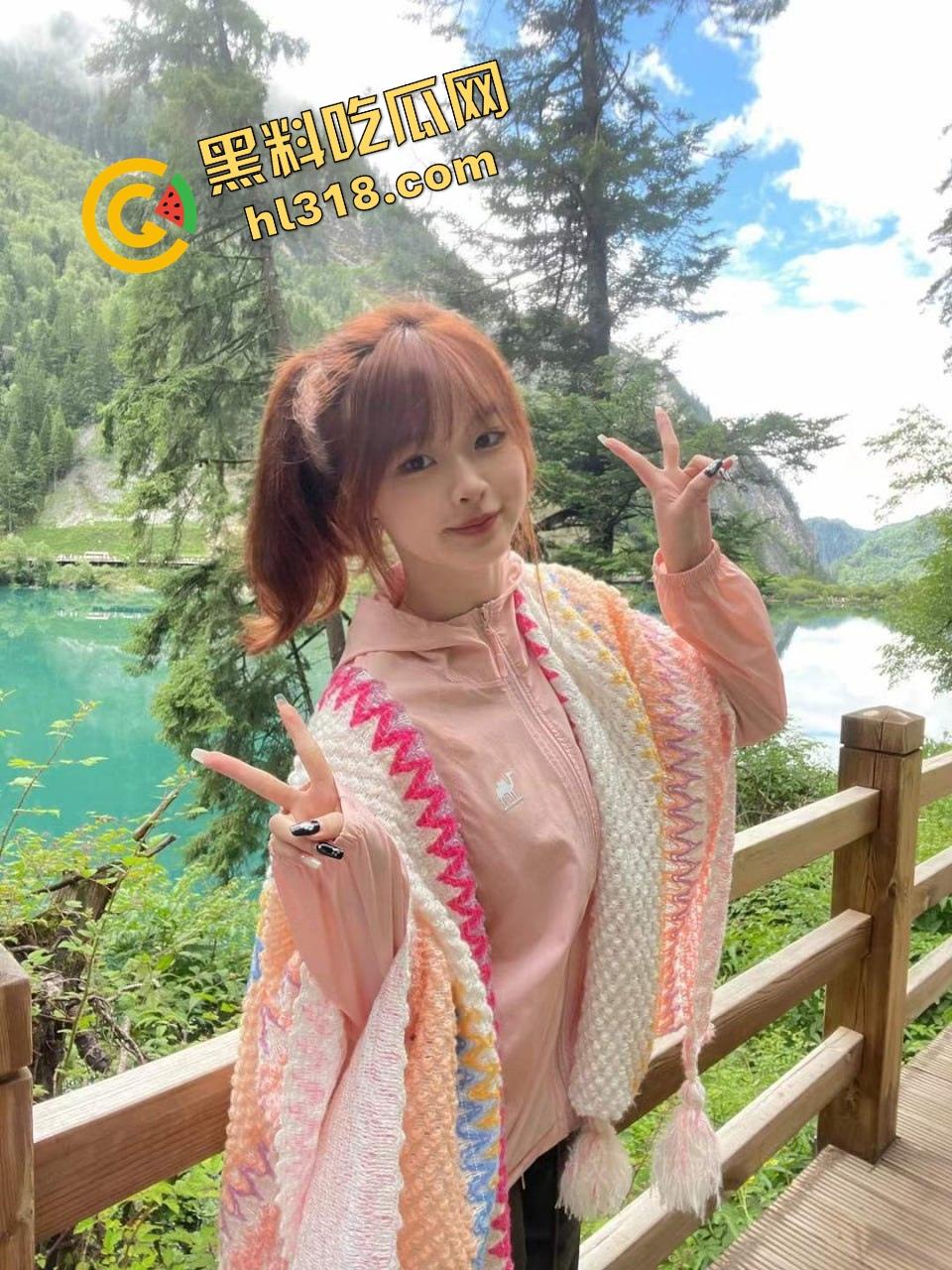 瘦逼不如肥逼爽，厚肉包夹鸡巴一发入魂，这种软嫩夹心糖日了都想哭，肥逼才是男人的快乐老家！-6