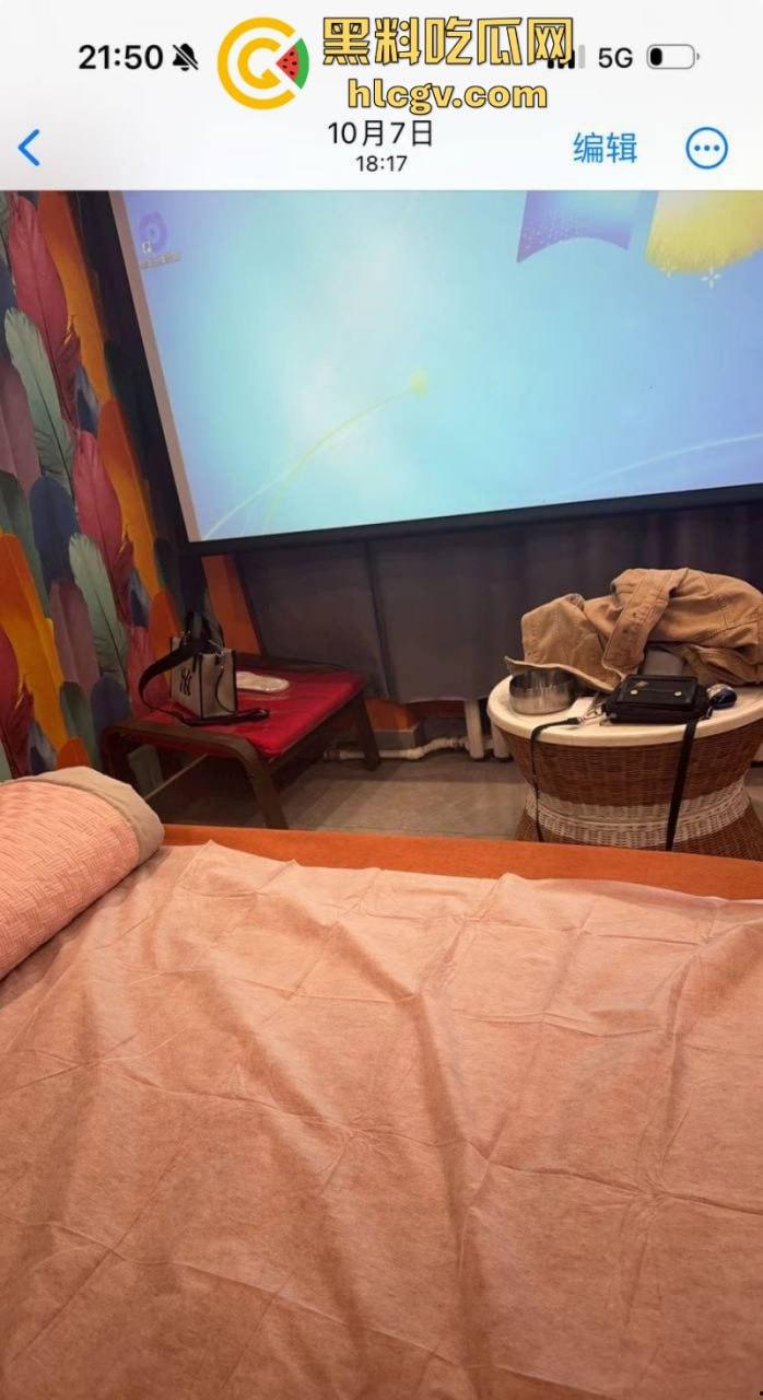 哈尔滨约炮大神 国庆节期间开房轮操数女 鸡巴都磨细了！-21