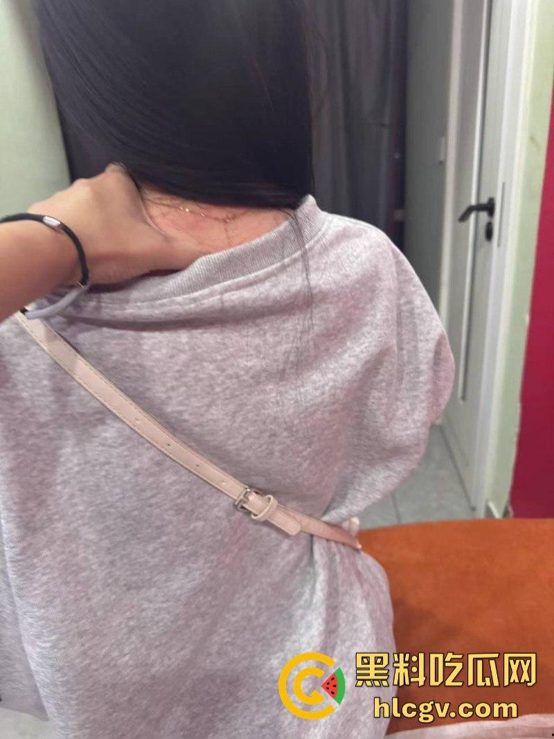 哈尔滨约炮大神 国庆节期间开房轮操数女 鸡巴都磨细了！-33