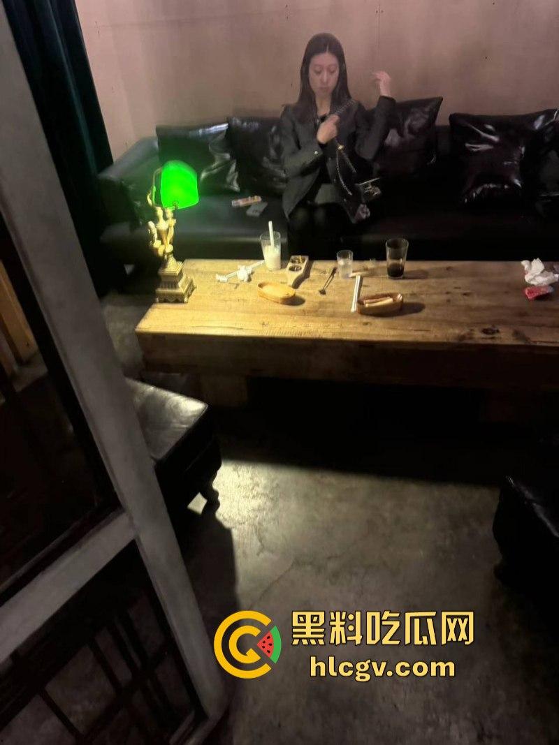 哈尔滨约炮大神 国庆节期间开房轮操数女 鸡巴都磨细了！-44