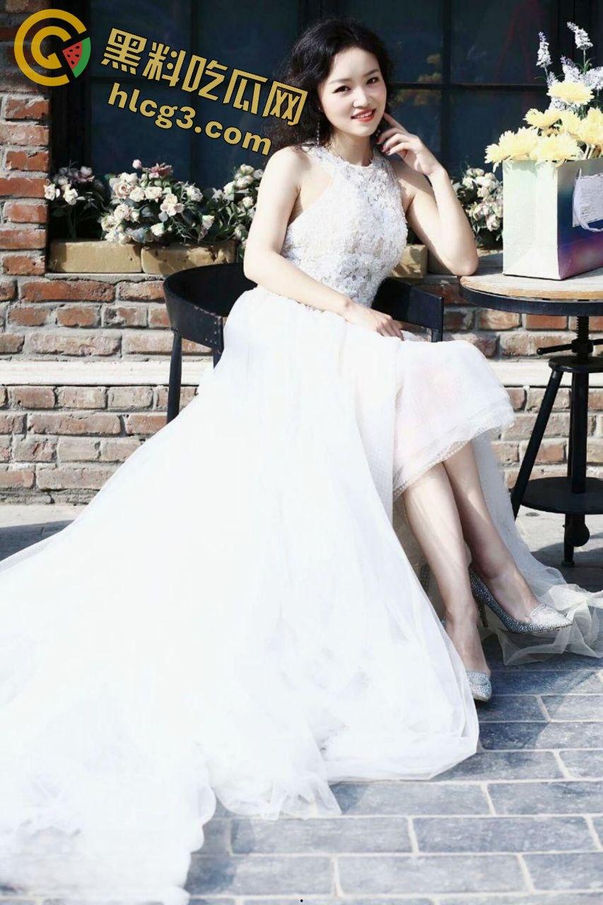 少妇骚妻反差大揭秘，新娘子从优雅人妻到淫荡母狗的惊人转变！-10