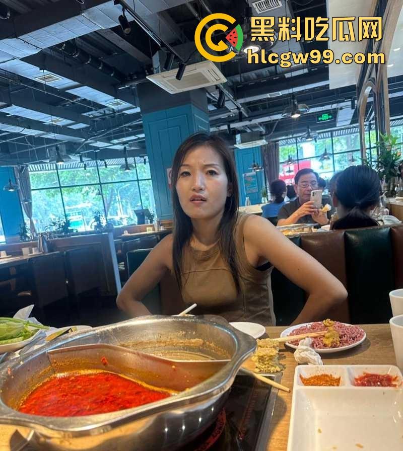 山东临沂熟女人妻【乔从会】出轨偷情被发现,丈夫一气之下将其性爱图片视频曝光!-2