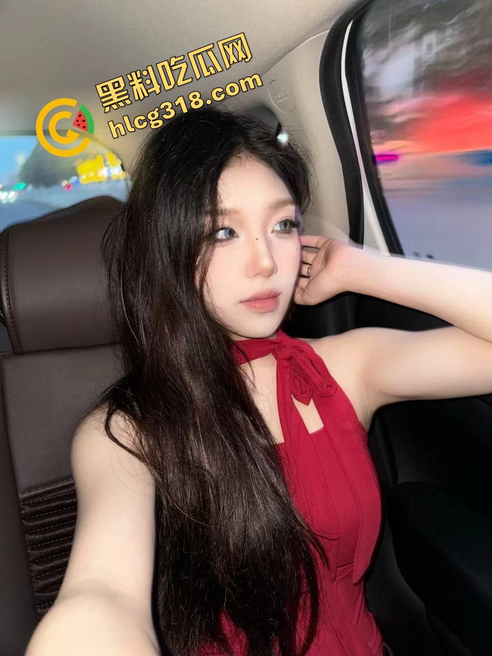 喜欢大奶乳交的你，别眨眼，大奶女神双乳夹干整根，龟头都冒烟！撸点狂飙，鸡巴投降！-7