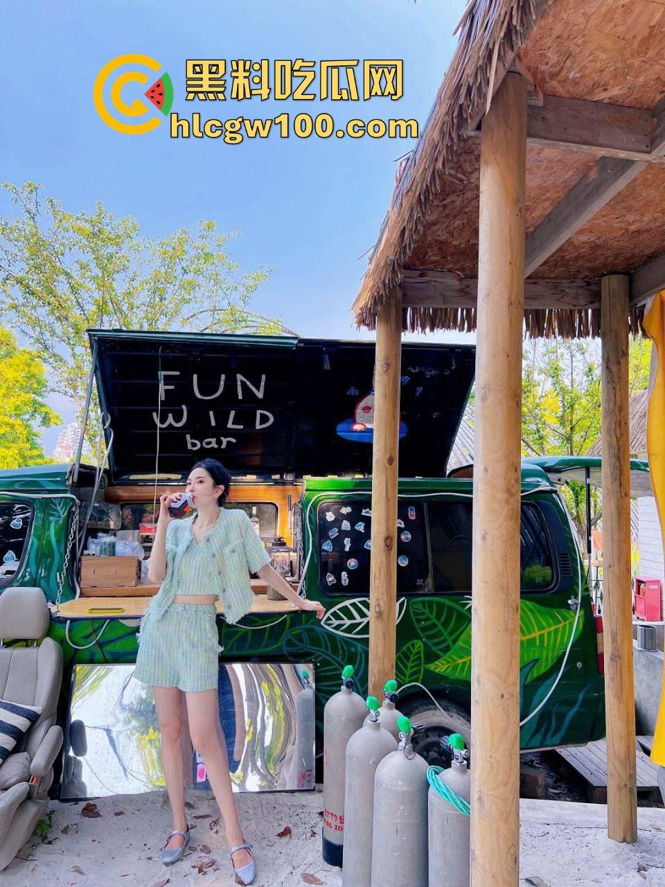 成都师范大学大三御姐【余碗琪】约炮视频曝光，高冷蕾丝御姐惨遭后入开苞内射娇喘连连。-4