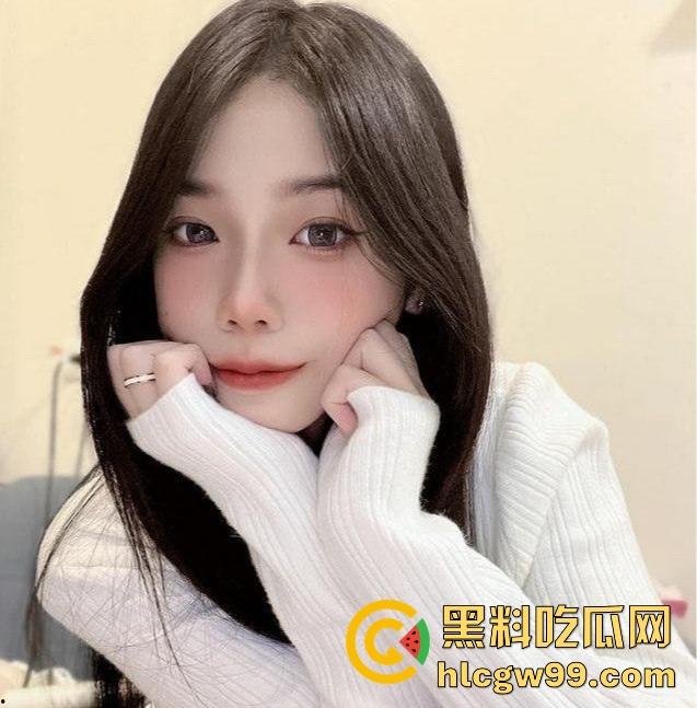 约炮大神泄密，02年极品美少女【颜凯柔】大神实操分享，顶级尤物口交配合无敌，被操得娇喘连连！-3