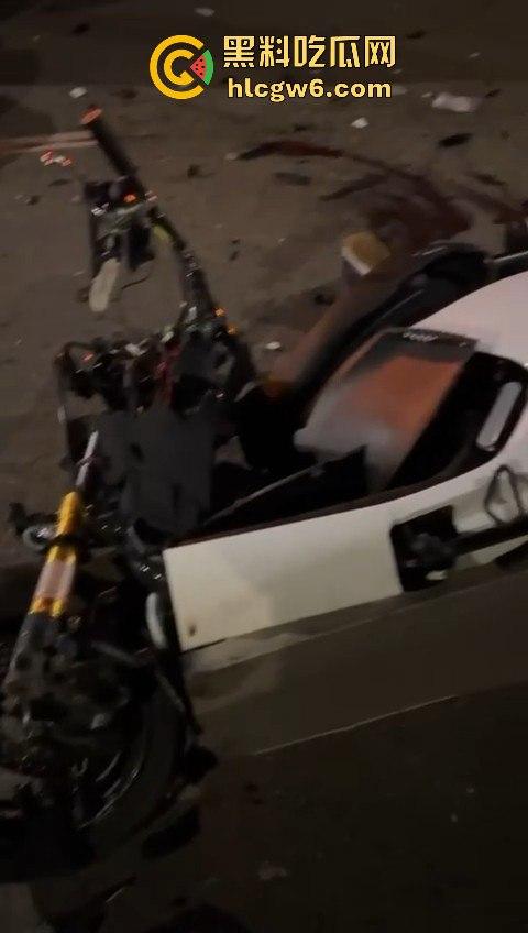 成都龙泉鬼火少年实线撞车！飙车炫技变送命现场，颈骨当场撞断惨烈收场！-10