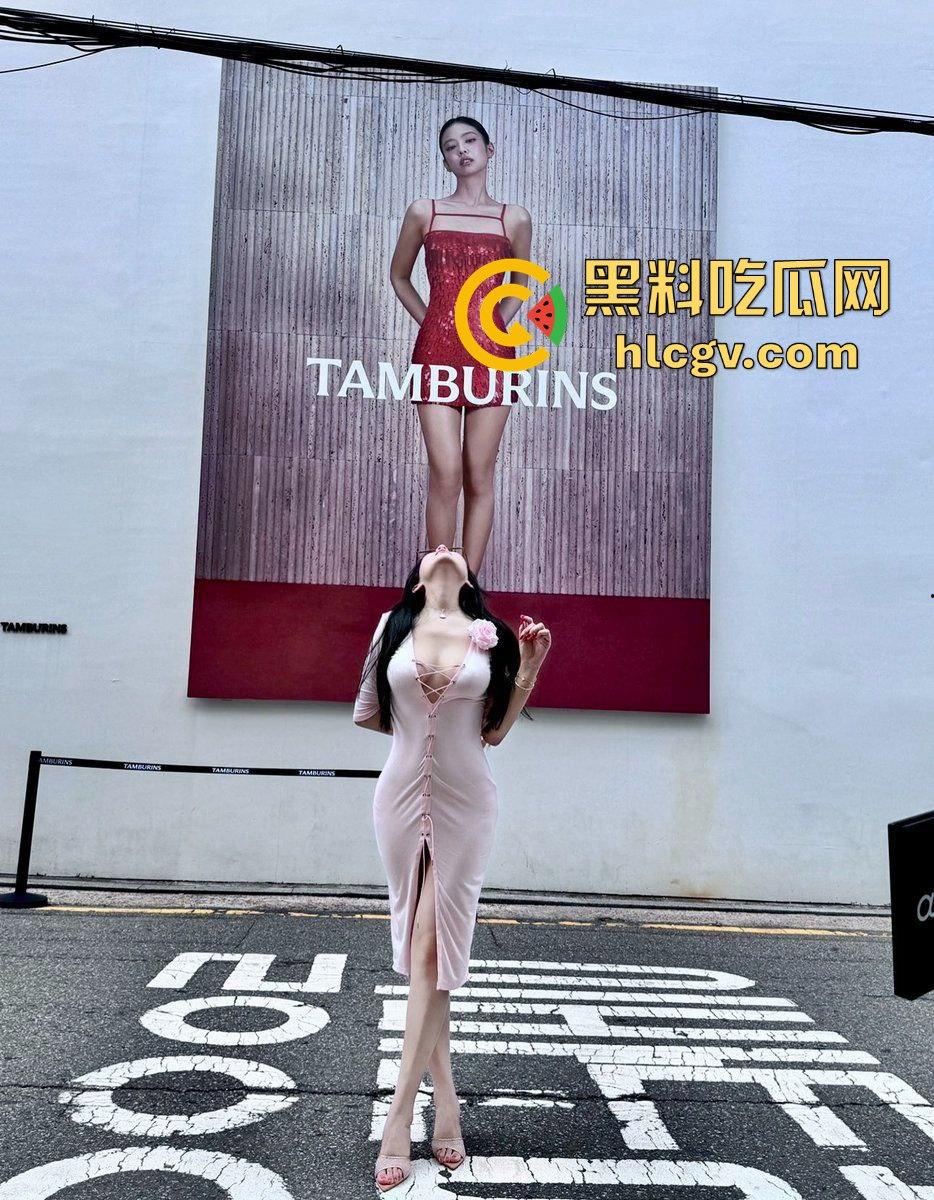 上海高颜值外围女【sweet】白天露出晚上拼床！一份钱挣两份，兄弟们快来品品细糠！-3