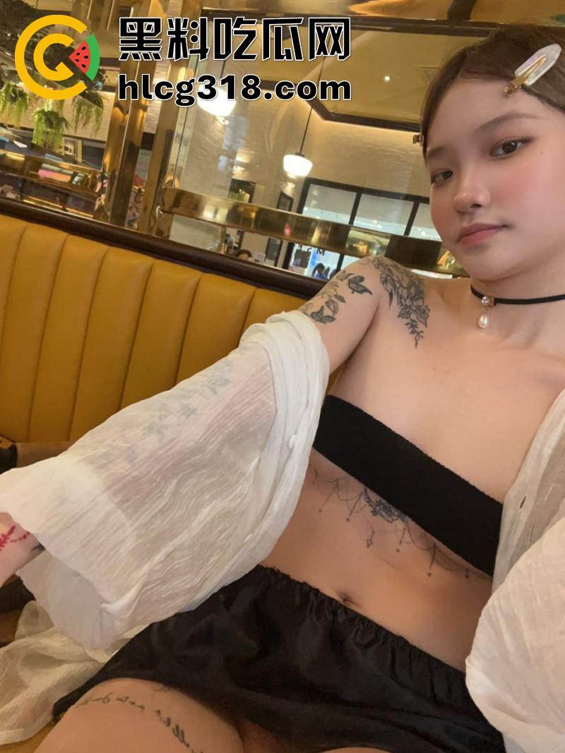 屌丝的女神富人的母狗，长腿校花【李慧子】，成为富二代脚下的淫骚母狗，酒店性爱自拍流出！-3