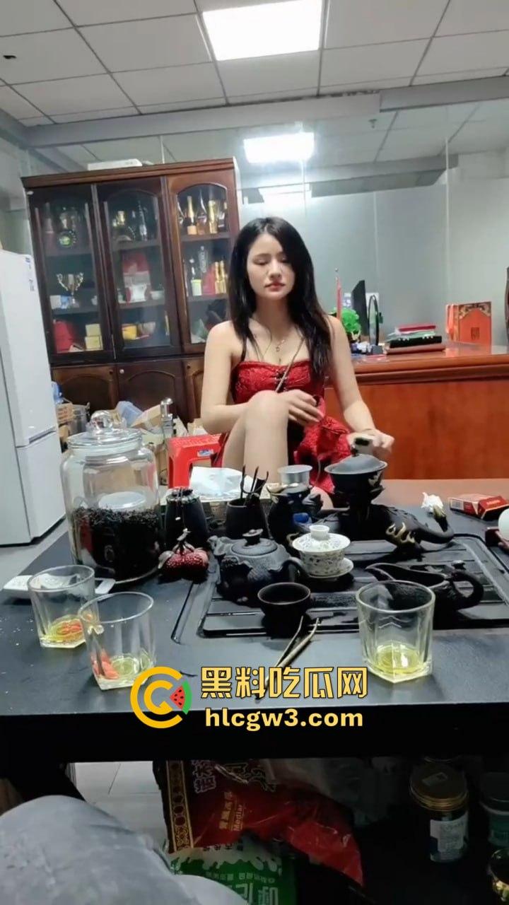 KTV小姐面试全程曝光，面试只是前菜，口试和后续实操才是真高潮，一个个被操到腿软！-3