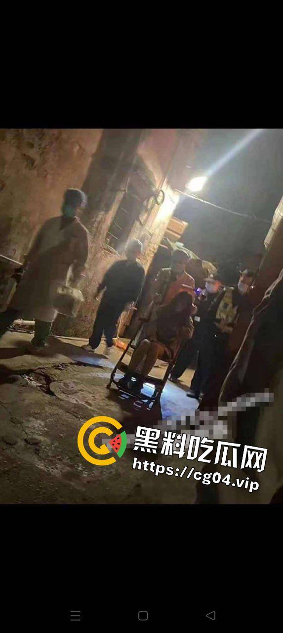 活久见！排长队嫖娼  果然是没有耕坏的田  只有累死的牛吗-9