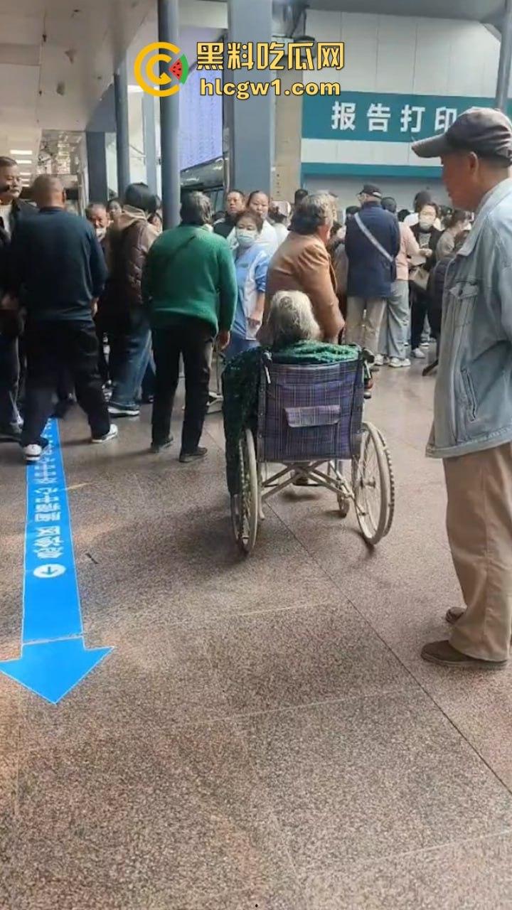 阑尾炎也能要人命？徐州二院割阑尾花费100万人还没了 人财两空家属大闹医院-8