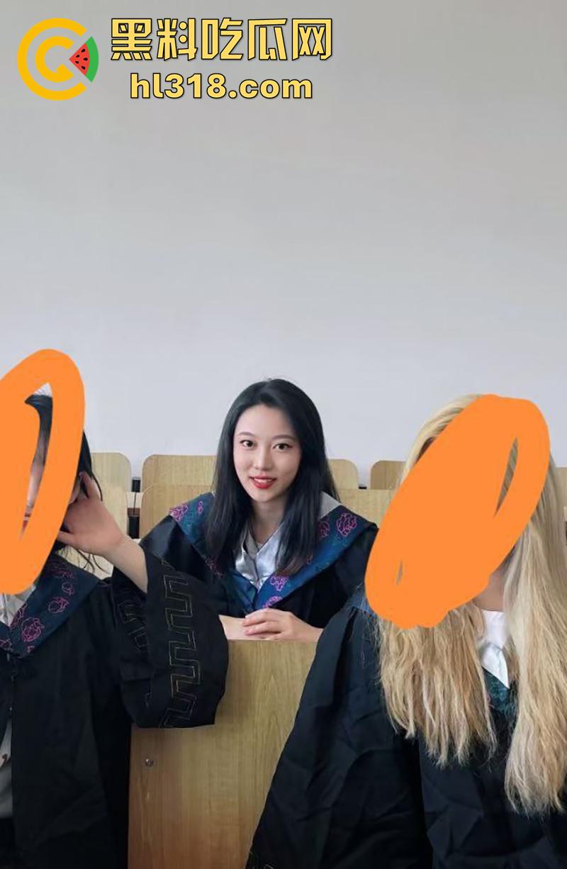 留学白富美母狗【李颖】，英国杜伦大学研究生学霸，身材纤细高挑私下却骚气冲天，约炮性爱视频流出！-2