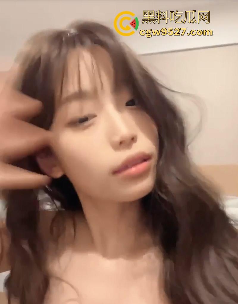 巨乳福利主播【宝儿妹妹】付费直播合集曝光，颜值和身材相当哇塞了，全程露脸玩无套花式性爱！-1