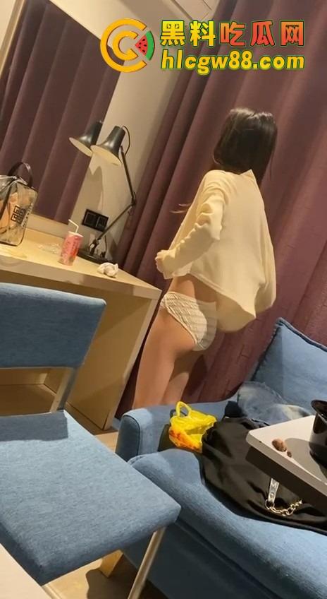 回忆总想哭『思思』是我吃她住她草她的女人,也是我这辈子最舍不得的一个人,离开后才知道什么叫错过!-7