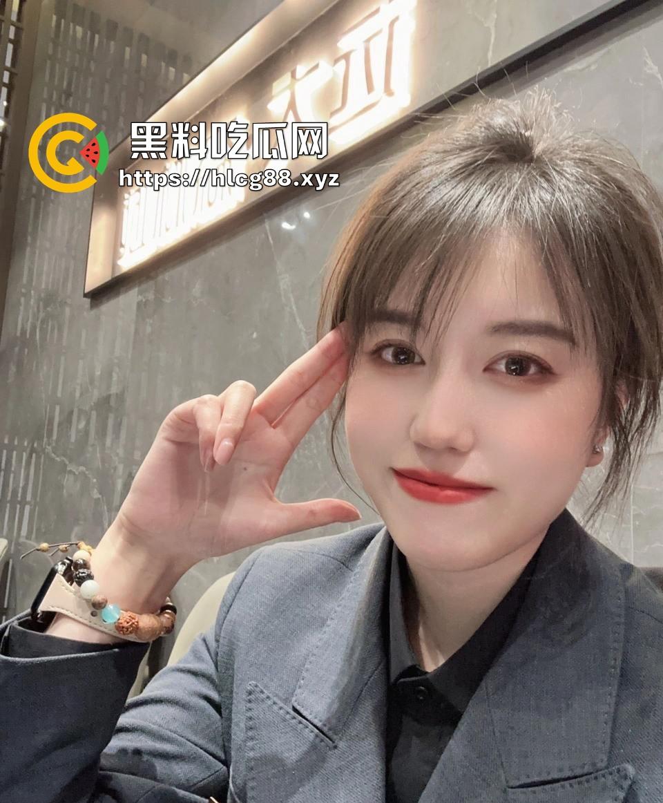 南通售楼骚货『郭智玲』三天卖四套房,买房送逼随便操,3P内射拼业绩被视频曝光!-14