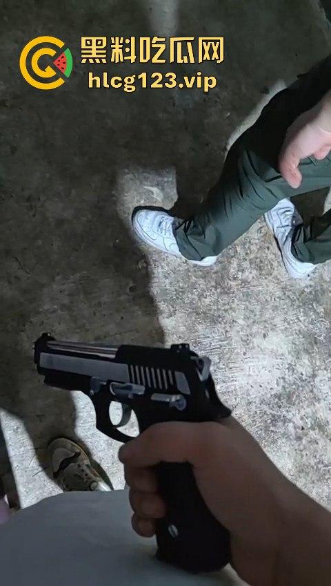 菲律宾头号绑匪胡杨落网！抢劫杀人无恶不作，曾以脚后跟上膛而闻名这回终遭报应！-1