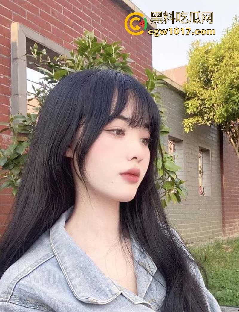 长沙职业学院反差少女【吴美莲】不雅视频流出,发裸照到处撩骚,戴肛塞假尾撅臀狗爬,玩气囊扩阴穴肉外翻!-2