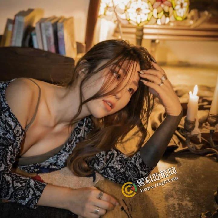 大网黄翻车BBC The Cosmonaut亚洲美食之旅线上约到 韩国模特【MiSun】竟是照骗 25岁已经发福成泡菜萝卜 硬着头皮上吧！-2