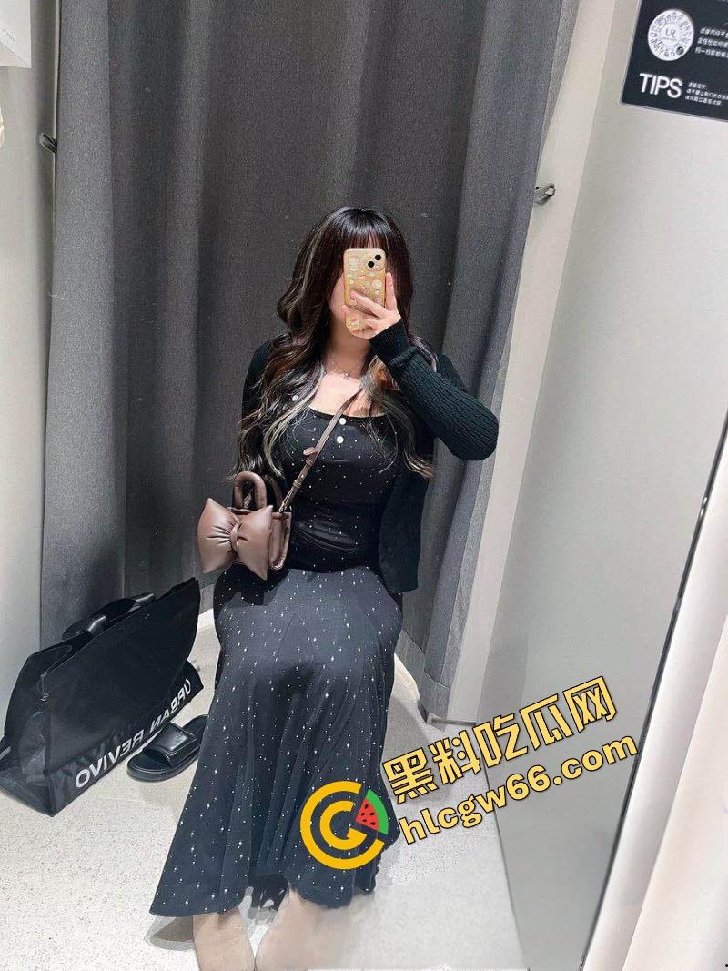 贵州铜仁狠货【涵涵】核弹级巨乳甩飞天,炮友后入爆操扇臀抓奶,干到高潮尖叫破音!-3