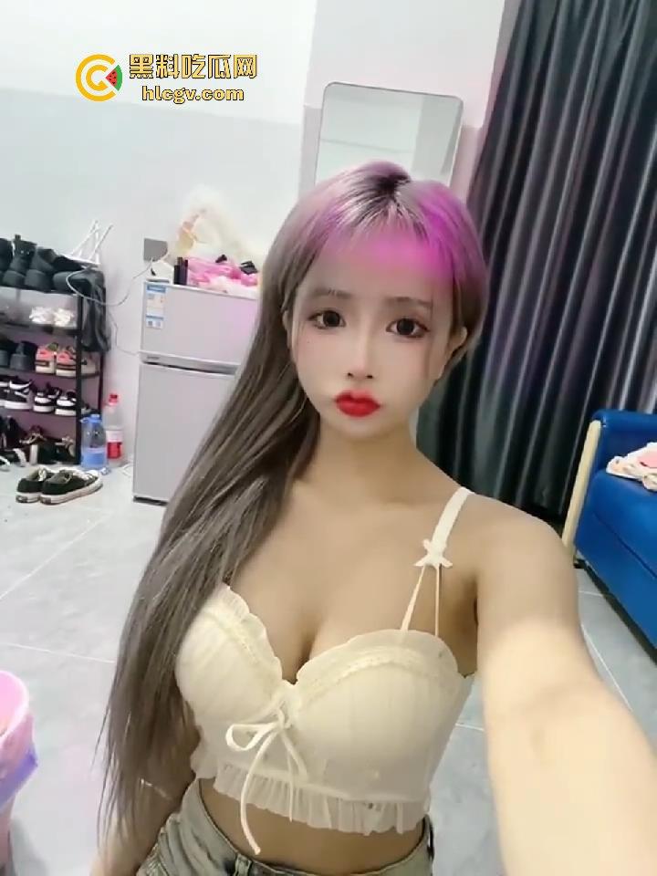 南宁精神小妹【崽崽】露脸私密照流出!性爱啪啪调教全曝光,美颜一掉吓得人魂都飞了!-5